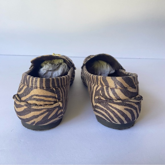 Michael Kors Zoey Zebra Print Loafers Kids Size 2 - Picture 7 of 14